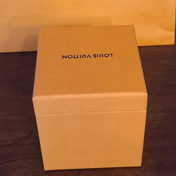 *SALE* Louis Vuitton Gift Box Jewelry Box, LV Shopping Bag & Dustbag Bundle - Picture 7 of 10